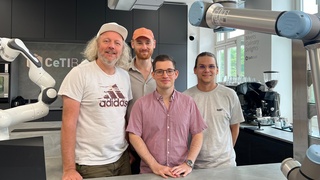 Prof. Frank Fitzek, Christian Vielhaus, Dr. Justus Rischke und Johannes Hofer (von l. nach r.)