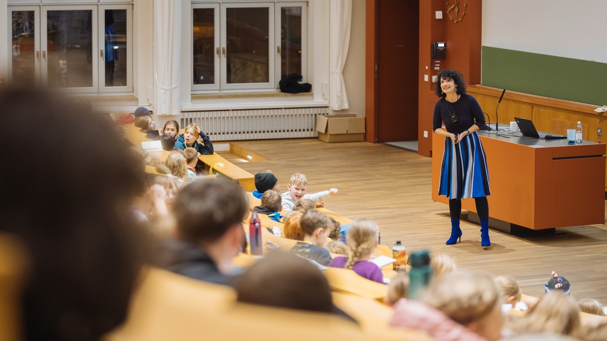 Stefanie Speidel bei der Kinderuniversität im Hygiene Museum
